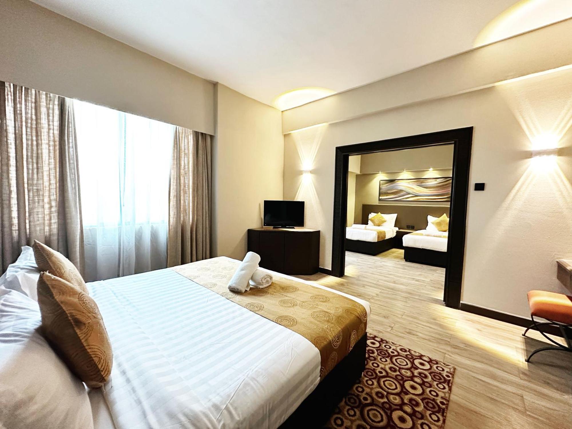 Regalpark Hotel Куала-Лумпур Екстер'єр фото