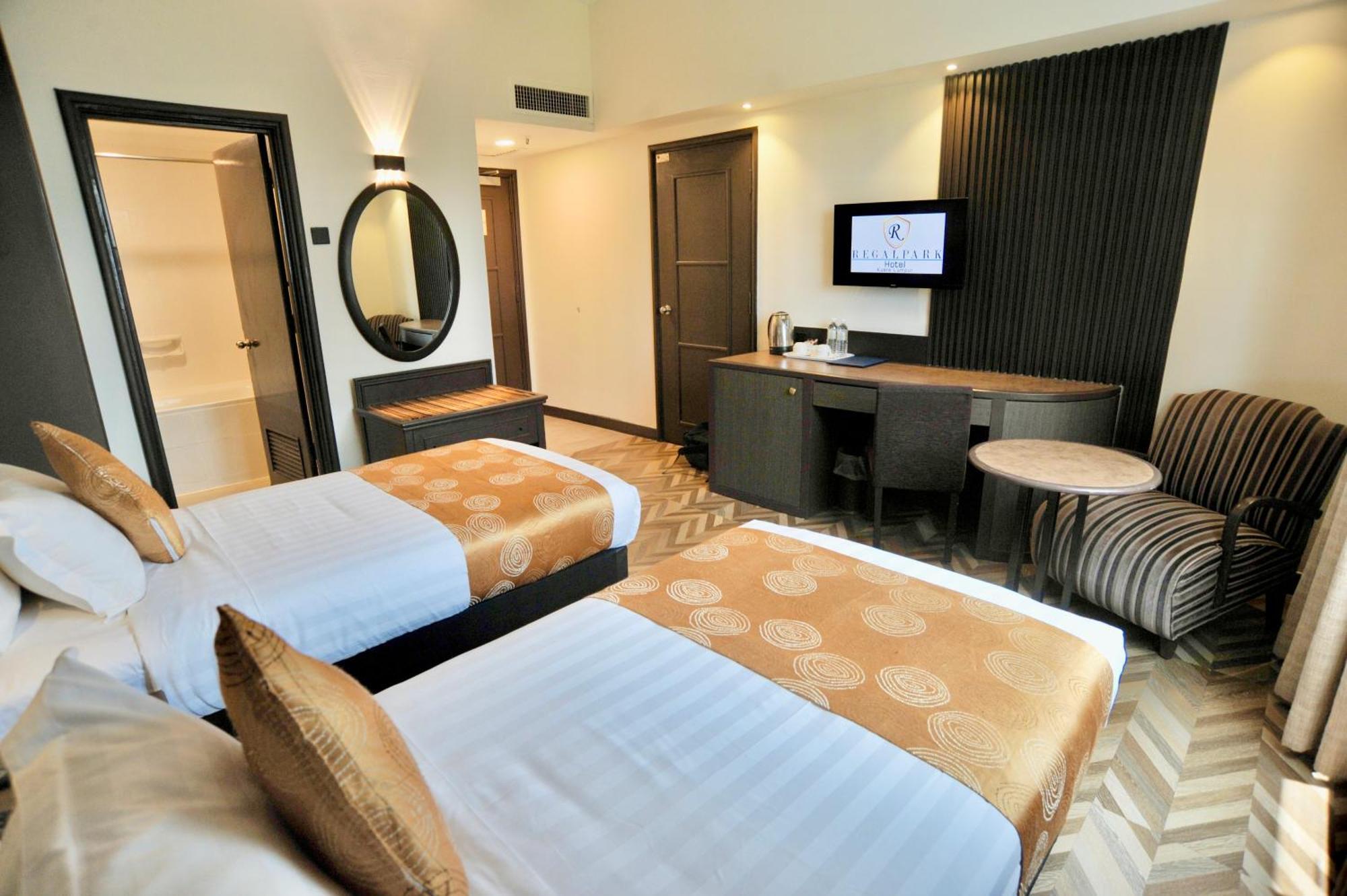 Regalpark Hotel Куала-Лумпур Екстер'єр фото