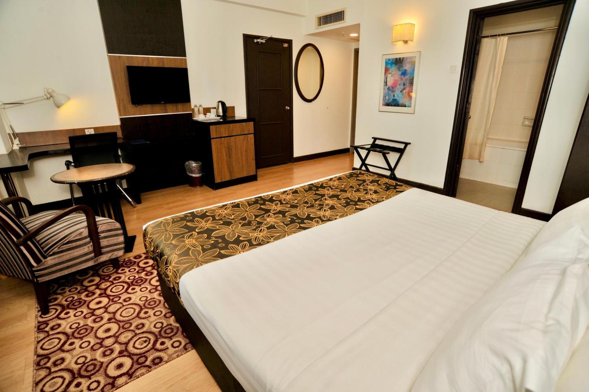 Regalpark Hotel Куала-Лумпур Екстер'єр фото